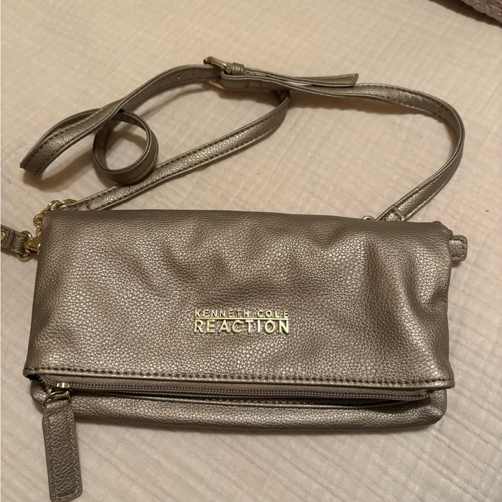 Kenneth Cole Reaction Silver Crossbody Bag